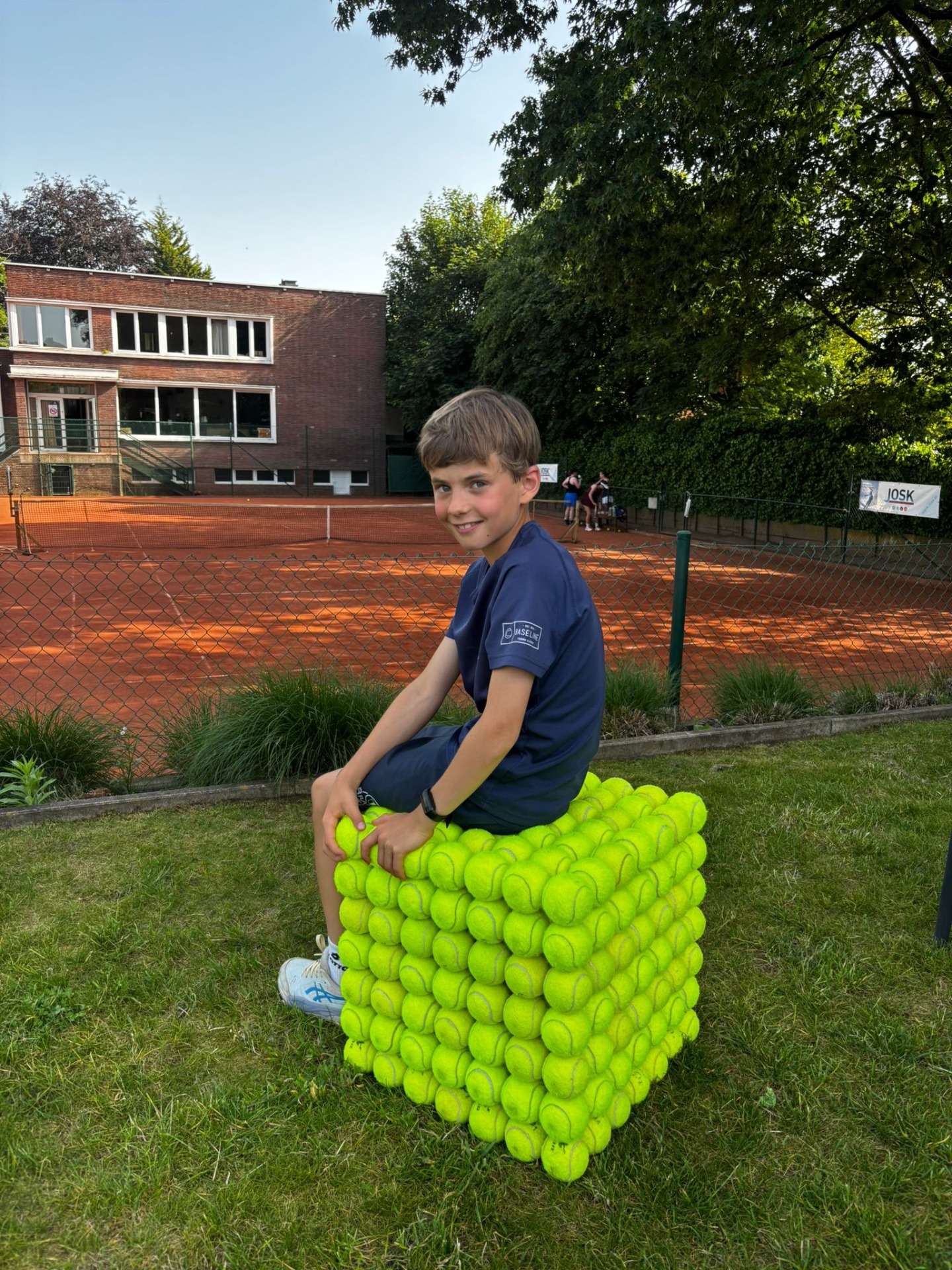 The777 in action at TC Den Brandt, powered by Baseline Tennis Academy